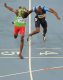 Reprezentant Grenady Kirani James i Amerykanin LaShawn Merritt walczą o złoto na finiszu biegu na 400 m lekkoatletycznych MŚ w Daegu