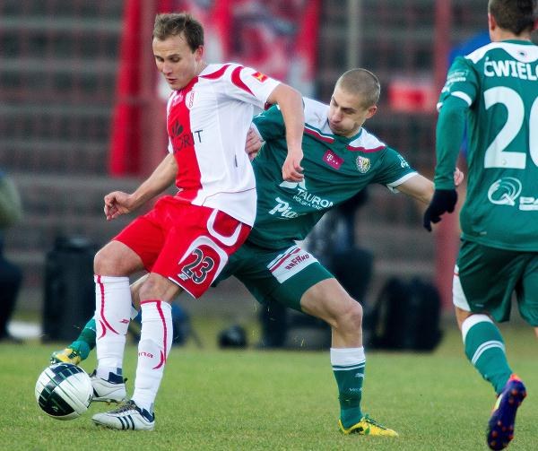 ŁKS - Śląsk Wrocław 1-2 Piłkarze ŁKS-u przegrali u siebie ze Śląskiem Wrocław 1-2 (1-0) w meczu 17. kolejki T-Mobile Ekstraklasy Fot. Grzegorz Michałowski