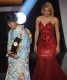 Homare Sawa (z lewej) i Shakira.