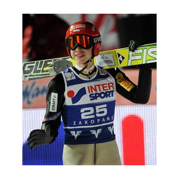 Schlierenzauer po raz 5. wygrał na Wielkiej Krokwi Kamil Stoch zajął siódme miejsce w drugim konkursie Pucharu Świata w skokach narciarskich na Wielkiej Krokwi w Zakopanem. Triumfował Gregor Schlierenzauer. Austriak wyrównał osiągnięcie Adama Małysza, odnosząc w sobotę 39. pucharowe zwycięstwo fot: Grzegorz Momot