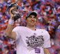 New York Giants pokonali w Indianapolis New England Patriots 21:17 w 46. edycji Super Bowl. W przerwie meczu wystąpiła Królowa Pop - Madonna