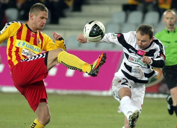 Korona Kielce - Jagiellonia Białystok 2-0; wiosna 2012 Korona Kielce pokonała Jagiellonię Białystok 2-0 w meczu 18. kolejki T-Mobile Ekstraklasy. Oba gole dla kielczan strzelił debiutant Łukasz Jamróz fot: Piotr Polak
