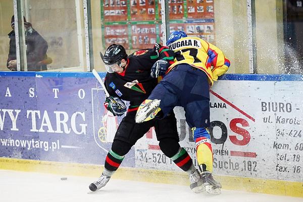  W drugim meczu grupy broniącej się przed spadkiem z PLH MMKS/Podhale przegrał u siebie z GKS-em Tychy 2-5. Tyszanom brakuje jeszcze tylko dwóch zwycięstw, by zapewnić sobie utrzymanie fot: Tadeusz Bącal
