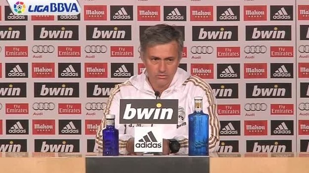W ćwierćfinałowym meczu o Puchar Króla Barca zatriumfowała nad Realem Madryt. Po meczu trener "Królewskich", Jose Mourinho, stawił czoła dziennikarzom - i zdjął odpowiedzialność za porażkę ze swoich podopiecznych. /źródło: The NewsMarket/