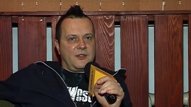 Krzysztof "Grabaż" Grabowski o wyższości fanów grupy Strachy na Lachy nad fanami Pidżamy Porno.