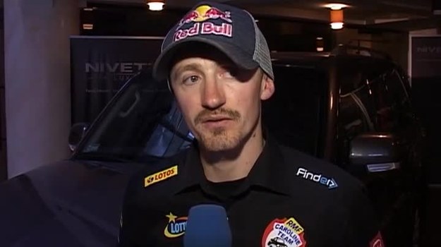 Debiutuję w rajdzie Dakar, więc nie mogę sobie stawiać poprzeczki tak wysoko, jak to było przy skokach narciarskich - mówi nam Adam Małysz. - Moim celem jest meta - podkreśla.
