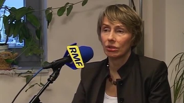 Agnieszka Romaszewska-Guzy - dziennikarka, dyrektor Biełsat TV, po wprowadzeniu stanu wojennego została internowana na pięć miesięcy. O tym, co wtedy przeżywała opowiedziała dziennikarce RMF.
