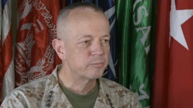 NatoChannel: Generał John Allen, głównodowodzący Międzynarodowych Sił Wsparcia Bezpieczeństwa (ISAF) w Afganistanie, wspomina ataki z 11 września 2001 roku i mówi, co zmieniło się od tamtego dnia m.in. w Afganistanie.