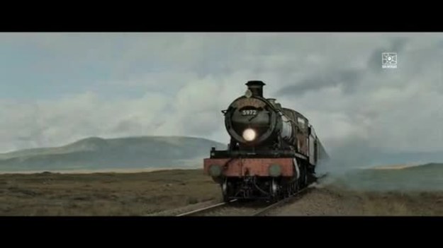 Pierwszą część ostatniej serii przygód młodego czarnoksiężnika można już oglądać na DVD. Przypominamy: Potęga Voldemorta rośnie w siłę...