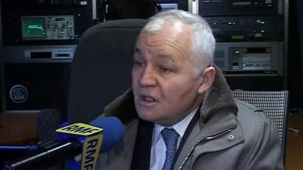 Gość Kontrwywiadu RMF FM - Jan Krzysztof Bielecki powiedział, że jeszcze w tej kadencji możliwa jest reforma tzw. mundurówek, zaś "podwyższenie wieku emerytalnego - niekoniecznie".