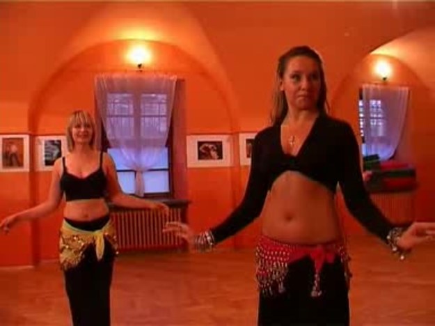 Taniec brzucha zdobywa w Polsce coraz większą popularność. Co się kryje za jego fenomenem?