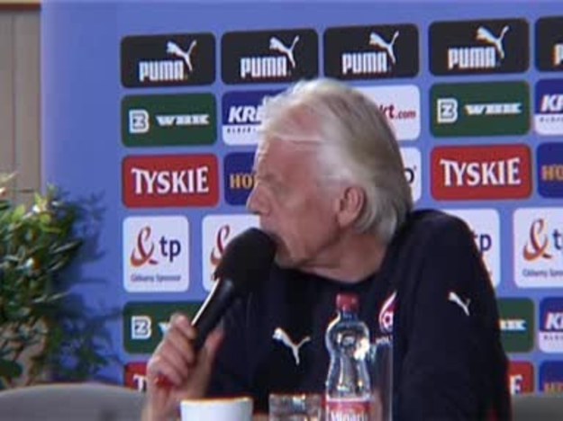 Leo Beenhakker o kontrowersyjnym sposobie sędziowania arbitra w meczu Polska - Austria.