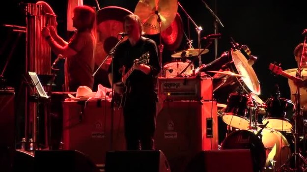 Fragment koncertu zespołu Swans podczas OFF Festivalu 2012.