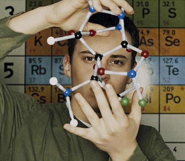 Matura 2010: Rozwiązania z chemii - poziom podstawowy /poboczem.pl