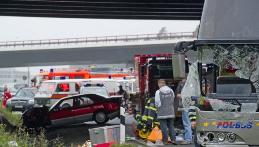 Zidentyfikowano 6 Z 13 Ofiar Wypadku Autokaru Wydarzenia W INTERIA PL