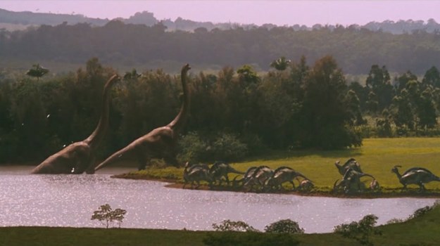 Słynny "Park jurajski" w reżyserii Stevena Spielberga został wskrzeszony w trzech wymiarach! Film ma pojawić się w kinach w lipcu 2013 r.


Tuż przed otwarciem parku ze sklonowanymi dinozaurami ma miejsce potężna awaria zasilania. To, co do tej pory było atrakcją, staje się koszmarem. Uwięzieni w parku ludzie są bezradni wobec prehistorycznych drapieżników, które wydostały się na wolność...