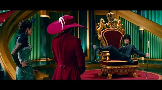 W filmie "Oz Wielki i Potężny" gra cyrkowego magika, który stał się najpotężniejszym czarnoksiężnikiem z krainy Oz. Na ekranie towarzyszą mu trzy atrakcyjne czarownice, grane przez Milę Kunis, Rachel Weisz i Michelle Williams.