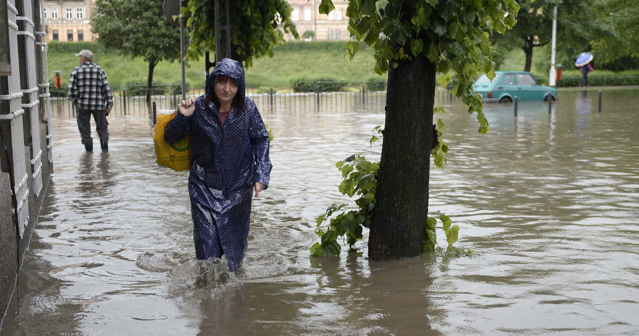 Gwa Towne Burze Przesz Y Nad Polsk Pogoda W Interia Pl