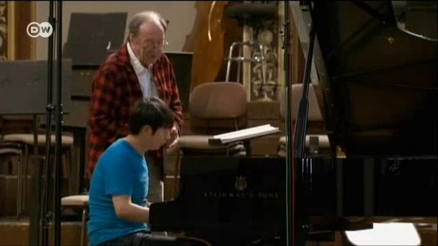 Nowy płyta chińskiego pianisty Langa Langa poświęcona jest muzyce Mozarta. Sesji nagrań towarzyszyła kamera telewizji Deutsche Welle. Tak narodził się film "Mission Mozart".