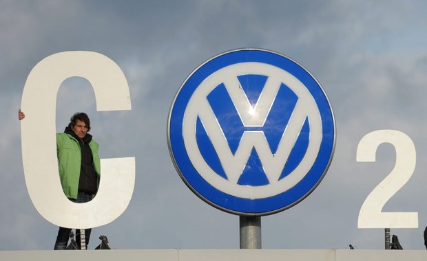 Volkswagen daje po tysiąc dolarów posiadaczom felernych