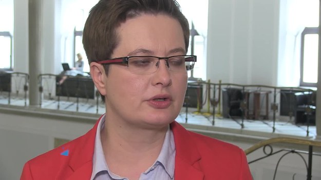 Mamy wojnę z Komisją Europejską ze strony rządu, ze strony PiS - uważa Katarzyna Lubnauer z Nowoczesnej.