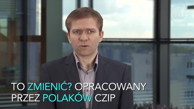 W Polsce jest używanych ok. 30 mln kart zbliżeniowych. Stanowią one ponad 75% wszystkich kart w naszym kraju. Płacenie zbliżeniowe jest szybkie i wygodne, dlatego cieszy się wśród nas tak dużą popularnością. Czy jest jednak bezpieczne? Niestety, złodzieje mają swoje sposoby, aby korzystać ze środków znajdujących się na naszych kartach. Warto więc dobrze je zabezpieczyć.


Aby dokonać transakcji czyjąś kartą zbliżeniową, przestępca nie musi uciekać się do jej fizycznej kradzieży. Do zeskanowania karty ofiary wystarczy mu terminal płatniczy, a nawet jedynie odpowiednio zaprogramowany smartfon z funkcją NFC. Oczywiście karty zbliżeniowe mają zabezpieczenia. Nie są one jednak wystarczające. Dlatego dobrze pomyśleć o ochronie dodatkowej.


Najpopularniejszą metodą zabezpieczenia kart zbliżeniowych jest trzymanie ich w specjalnym etui lub portfelu obłożonym folią aluminiową. Utrudnia to odczytywanie danych. Inny sposób to używanie karty z wbudowanym zasilaniem bateryjnym, która emituje sekwencję zakłócającą komunikację. Wadą tego rozwiązania jest to, że w momencie wyczerpania baterii pozostajemy bez ochrony.


