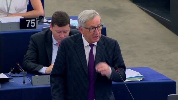 Szef KE Jean Claude-Juncker skrytykował we wtorek małą frekwencję podczas debaty w Parlamencie Europejskim podsumowującej maltańską prezydencję w Radzie UE. Przerwał mu szef PE Antonio Tajani. "Jesteście śmieszni" - odpowiedział Juncker.