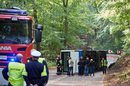 Autobusem jechały 34 osoby. Jak poinformował dyżurny Wojewódzkiego Centrum Zarządzania Kryzysowego, 24 z nich przewieziono do szpitali