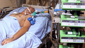 Po 15 latach obudził się ze śpiączki i… umarł. Lekarze kłamali?