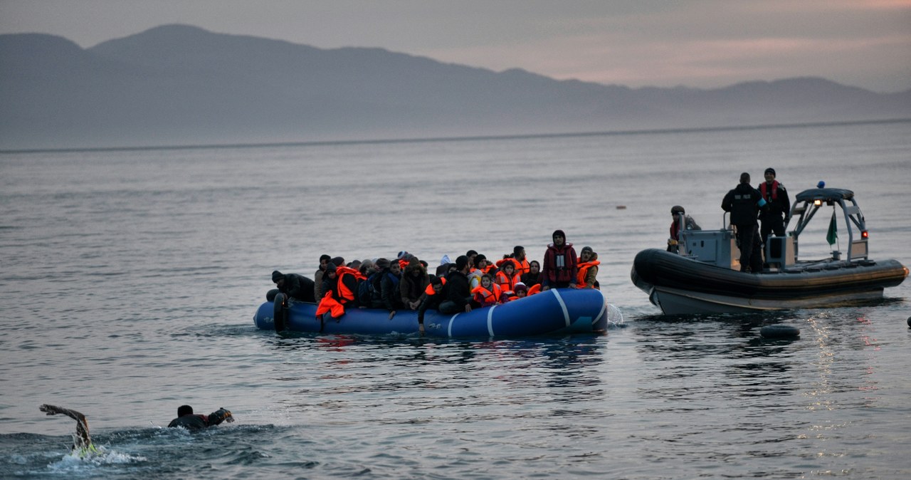 Kolejni migranci próbują dostać się na greckie wyspy Wydarzenia w