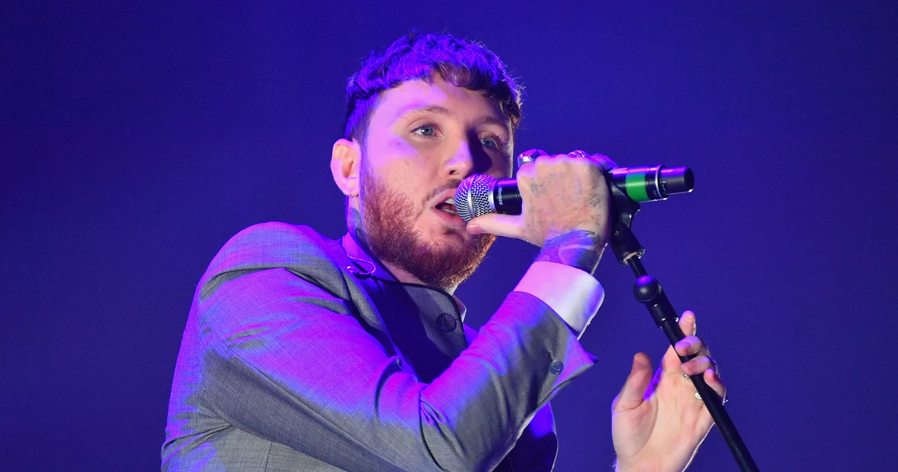 Nagi James Arthur Nowa Piosenka Naked Muzyka W INTERIA PL