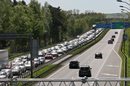 Gigantyczny korek samochodów jadących nad Bałtyk w ciągu drogi S3 w okolicach Szczecina