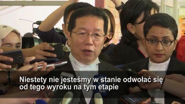W Malezji wznowiono proces w sprawie zabójstwa Kim Dzong Nama - przyrodniego brata przywódcy Korei Północnej. Indonezyjce Siti Aisyah i Wietnamce Doan Thi Huong może grozić kara śmierci. Oskarżone utrzymują w swoich zeznaniach, że wtarcie gazu bojowego w twarz Kim Dzong Nama było skeczem dla telewizyjnego reality show.
