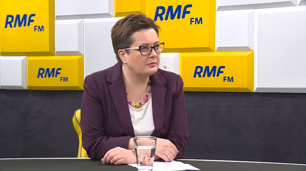 Gość Porannej Rozmowy RMF FM, Katarzyna Lubnauer komentuje kwestie koalicyjne przed wyborami europarlamentarnymi. Jej zdaniem, aby odnieść w nich sukces opozycja potrzebuje szerokiej koalicji - od PSLu, przez Nowoczesną aż po SLD.