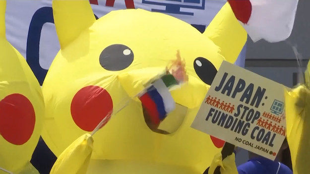 Aktywiści z 350.org postanowili przebrać się w stroje Pikachu i zaprotestować przeciw polityce energetycznej japońskiego rządu. Wszystko to w przeddzień szczytu G20 w Osace.