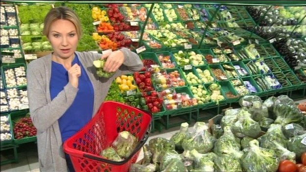 W tym odcinku Anna Guzik przyjrzy się warzywom. Zdrowe, pełne witamin i błonnika warzywa to podstawa smacznych sałatek. Poznacie również niezdrowe kompozycje sałatkowego świata. 