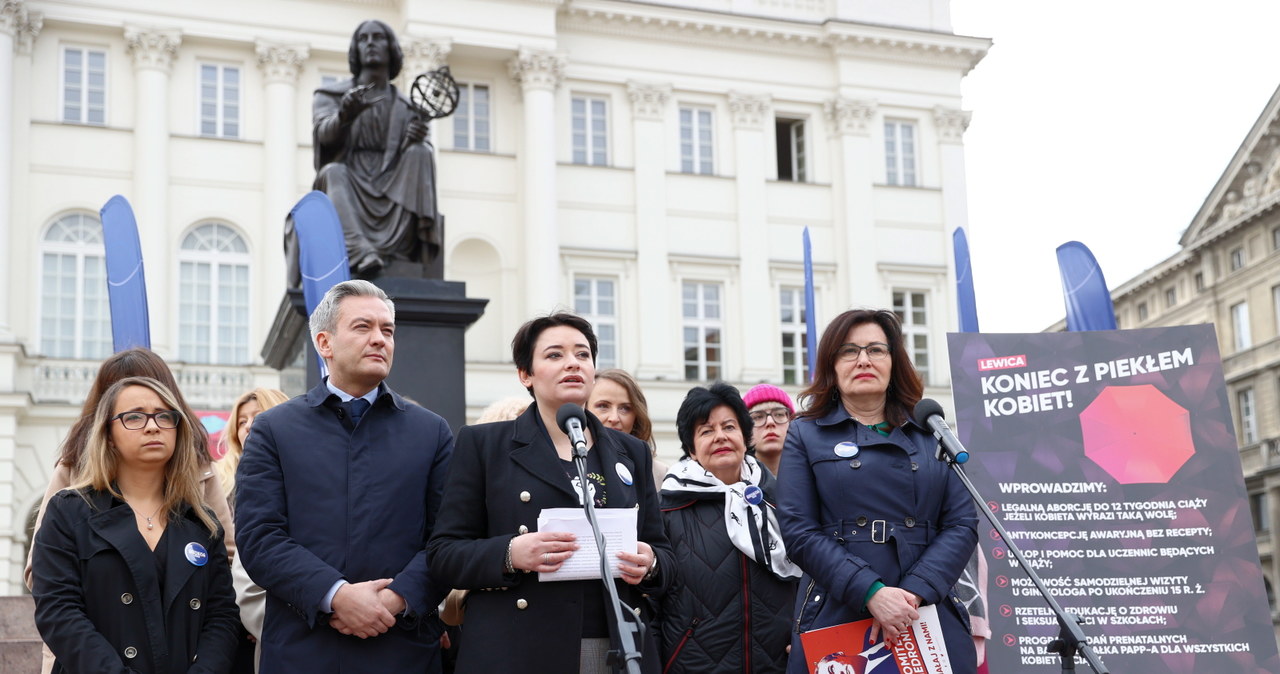 Robert Biedro I Pos Anki Lewicy Zaprezentowali Projekt Dotycz Cy