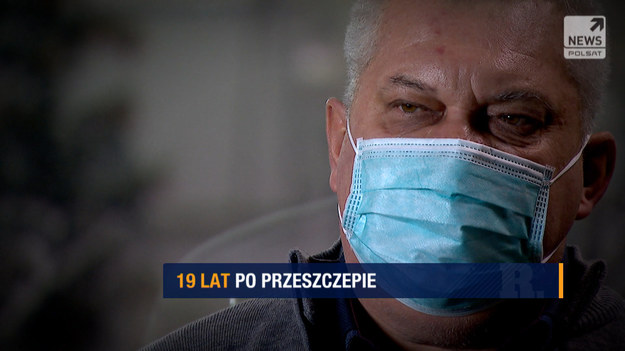 Reporterzy "Raportu" Polsat News dotarli do człowieka, który 19 lat temu poddał się zabiegowi transplantacji płuc i serca. Oglądaj "Raport" codziennie, od poniedziałku do piątku o 21:00 w Polsat News.