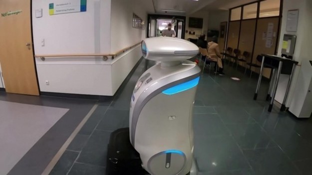 W monachijskim szpitalu Neuperlach ostatnie, pozytywne testy przechodzi najnowszy robot sprzątający.