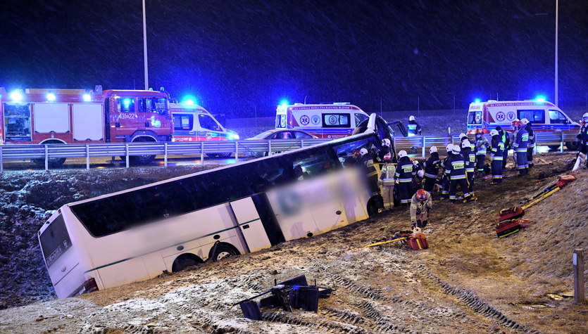 Podkarpackie Wypadek Autobusu Na Autostradzie A4 Utrudnienia Na