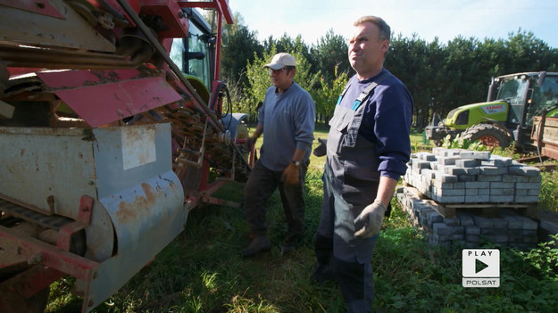 W Szarkówce, w małopolskiej gminie Charsznica spore przedsiębiorstwo rolne prowadzi Damian Micek. Okolica ta słynie z ponoć najlepszej w Polsce kapusty. Jesień to czas, gdy gospodarze zasypywani są zamówieniami, a każdy dzień to wyścig z czasem.