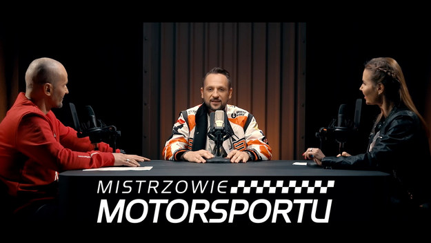 Karolina Pilarczyk i Mariusz Dziurleja prowadzą cykl wywiadów z mistrzami różnych dyscyplin sportów motorowych. W tym odcinku o swojej przygodzie sportowej opowiada Arkadiusz Lindner.