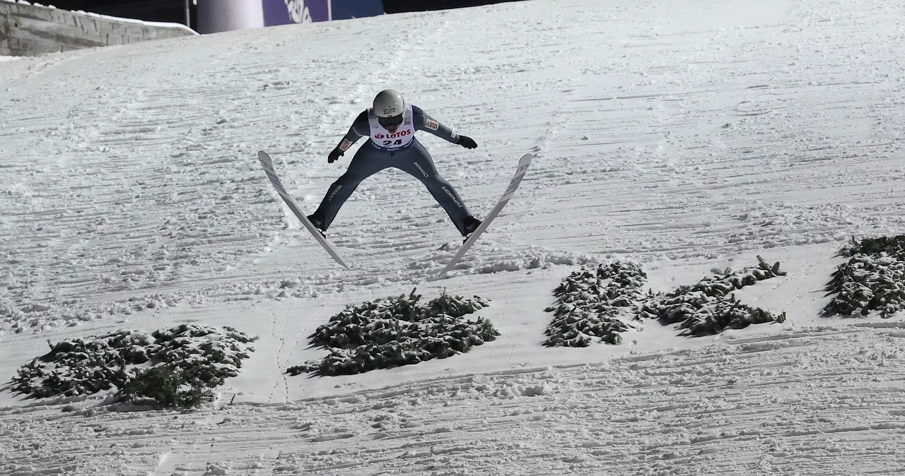 Skoki Klingenthal O Kt Rej Dzi Kwalifikacje Transmisja Tv Online