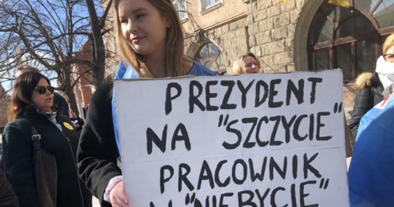 Protest urzędników w Olsztynie RMF24