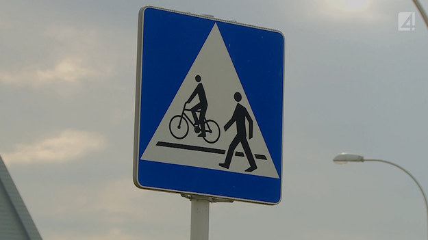 Okolice ronda Pobitno w Rzeszowie. Doszło tutaj do potrącenia rowerzysty. Policja musi teraz wyjaśnić szczegóły tego zdarzenia.

(Fragment programu "Stop drogówka")