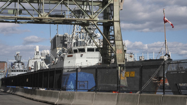 Cztery okręty wojenne NATO należące do Kanady, Niemiec i Holandii zacumowano w porcie sztokholmskim, po uczestniczeniu w ćwiczeniach ze Szwecją.