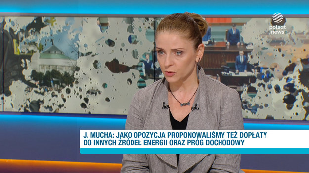 Posłanka Polski 2050 Joanna Mucha zapewniła, że nie ma najmniejszych wątpliwości, że "gdyby dzisiaj Polską rządziła opozycja, to mielibyśmy pieniądze z KPO".

Dopytywana przez prowadzącego "Graffiti" Marcina Fijołka, czy w sprawie pieniędzy z KPO dla Polski jest jakaś gra polityczna KE, odparła: "Drogi rządzie, drogi PiS-ie, dopuśćcie sędziów, którzy zostali przez was odsunięci od orzekania, zlikwidujcie Izbę Odpowiedzialności Zawodowej, którą stworzyliście na wzór i podobieństwo Izby Dyscyplinarnej i nagle okaże się, że nie ma w tym polityki, jest tylko walka o praworządność w Polsce."