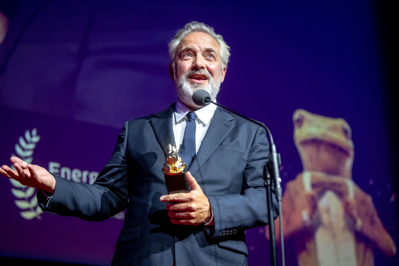 Sam Mendes Z Nagrod Na Festiwalu Energacamerimage Dziadek Laureata