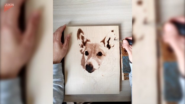 Pewien mężczyzna wypalił na kawałku drewna portret psa. Wizerunek jest naprawdę szczegółowy.