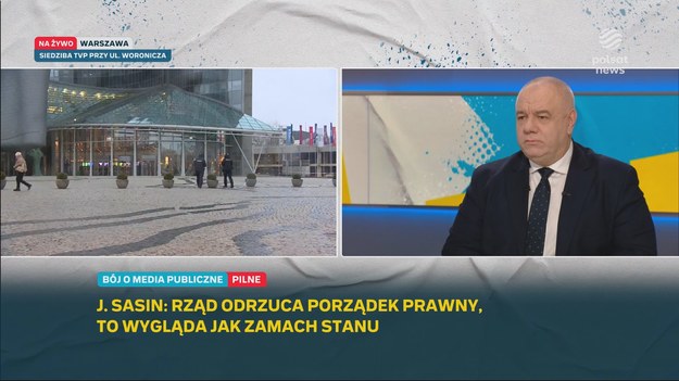 Jacek Sasin pytany przez Dariusza Ociepę, czy wzywa ludzi do protestów przed siedzibą TVP, powiedział, że Polacy powinni skorzystać ze swojego prawa do zgromadzeń i wolności słowa. 

- Na pewno będziemy chcieli zmobilizować społeczeństwo do protestu przeciwko bezprawnym działaniom tej władzy, przeciwko likwidacji demokracji w Polsce - dodał.